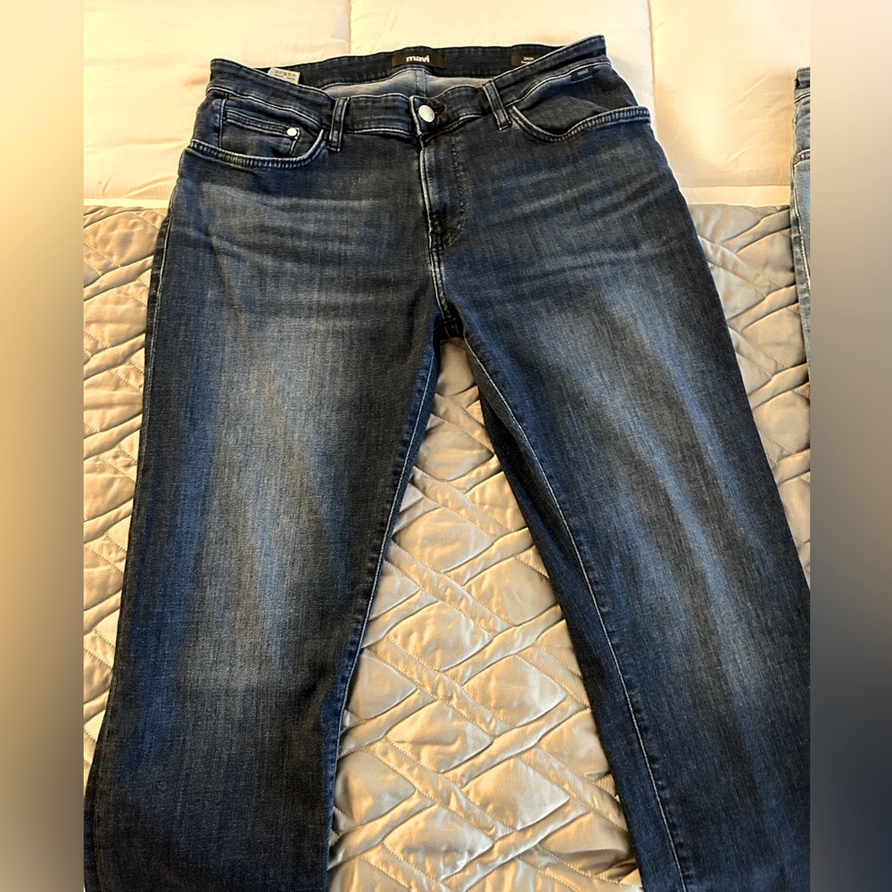 Men’s Mavi jeans 
Style is ZACH straight leg
Size is 36/32